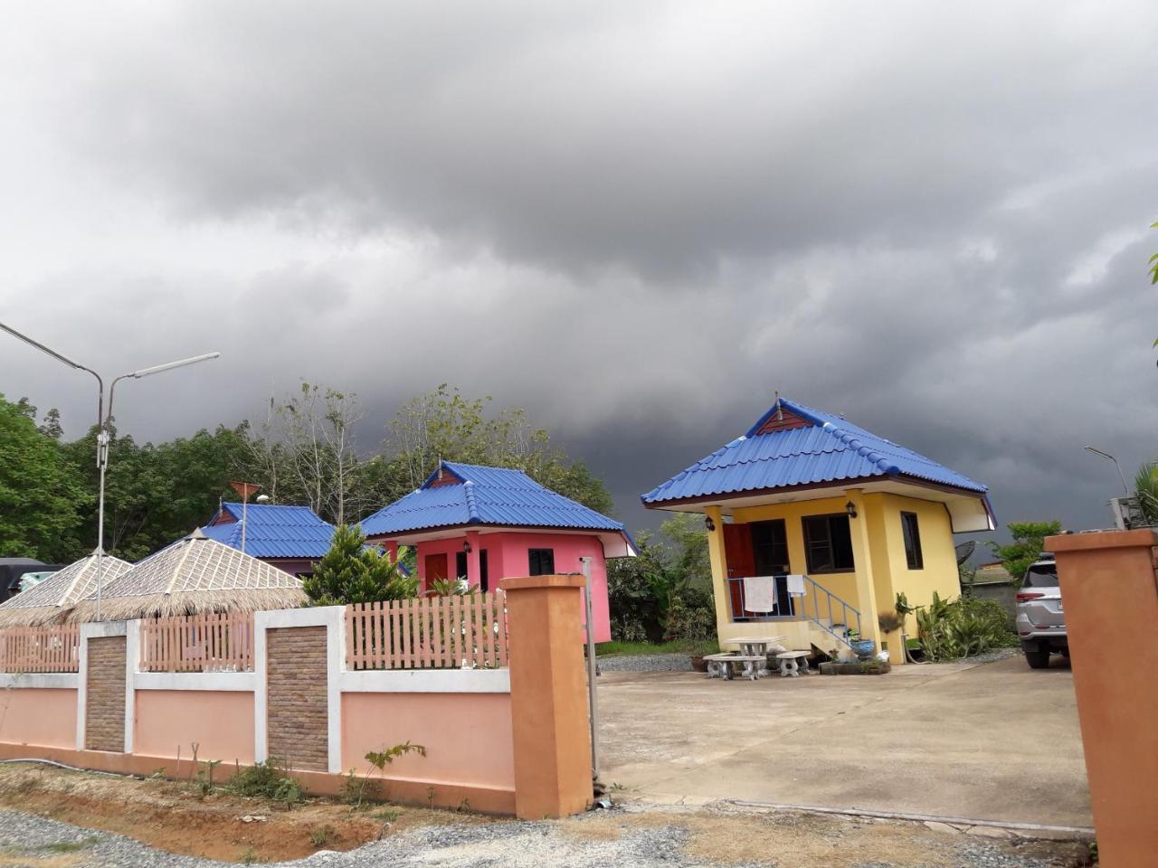 Panna Kalong Apartment Chiang Khong Exterior photo